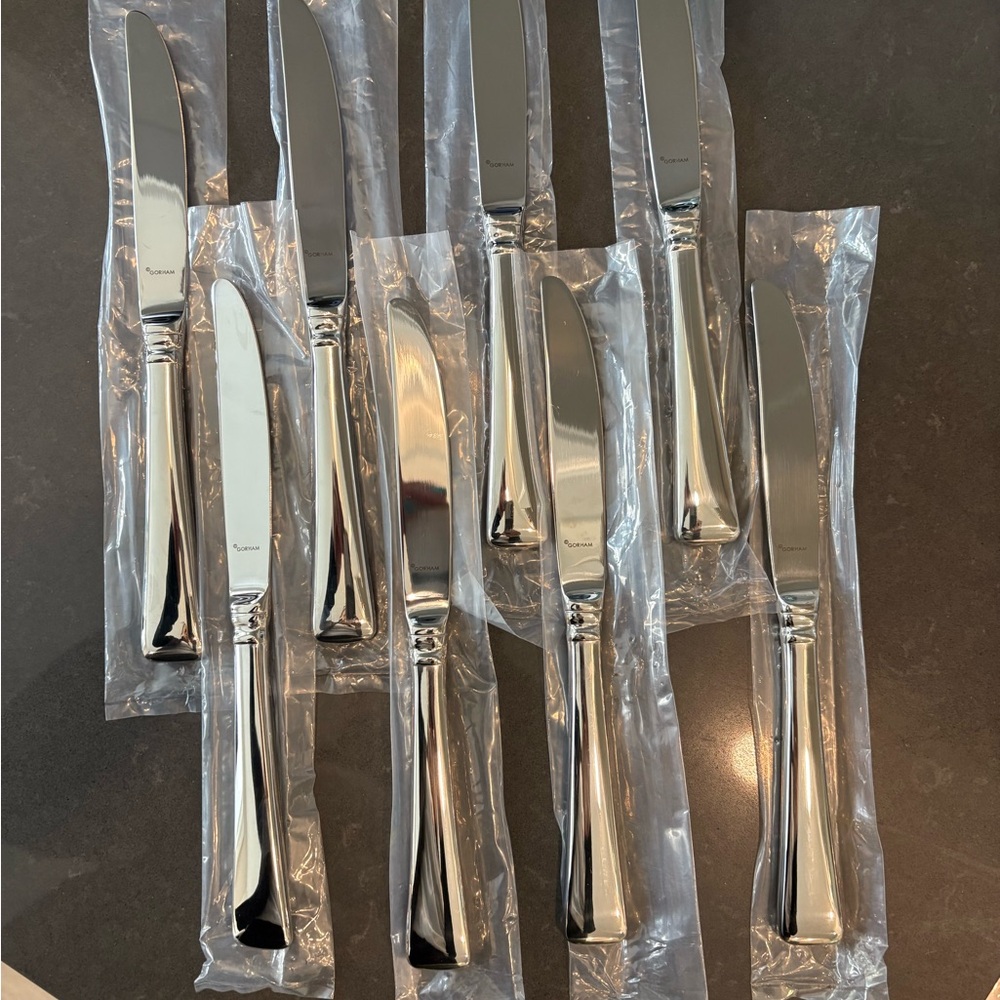 Gorham Column (Stainless) Dinner Knives. Brand New/Never Used